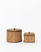 Load image into Gallery viewer, Woven Cane Tuscan Box