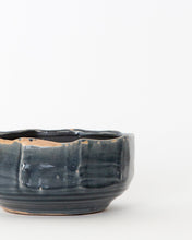 Load image into Gallery viewer, Rusted Rim Pot
