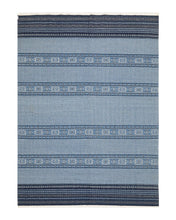 Load image into Gallery viewer, Sochi Woven Rug Swatch
