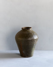 Load image into Gallery viewer, Vintage Mijiu Jar
