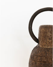 Load image into Gallery viewer, Vintage Cattle Hitch Object
