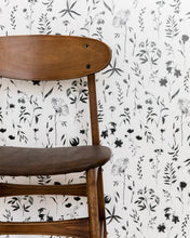 Load image into Gallery viewer, Juno Floral in White Wallpaper
