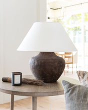 Load image into Gallery viewer, Tavin Side Table
